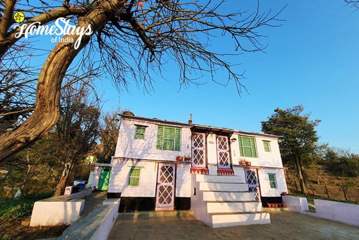 Dwarahat Village Farmstay- Babaji'S Cave 外观 照片