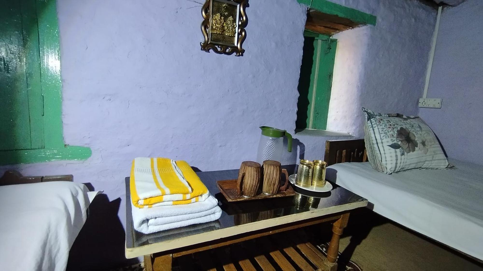 Dwarahat Village Farmstay- Babaji'S Cave 客房 照片
