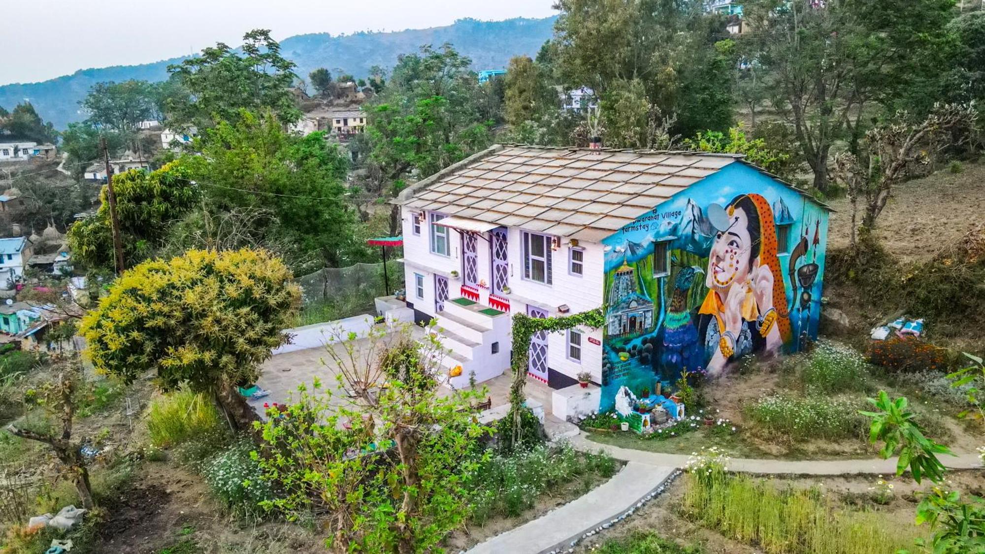Dwarahat Village Farmstay- Babaji'S Cave 外观 照片